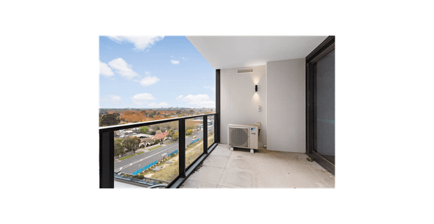 Spacious, Stylish & Perfectly Positioned - Photo 1