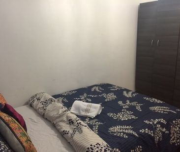 Room in a Shared House, Sibley Grove, E12 - Photo 4