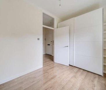 Sunbury, Surrey, TW16 - Photo 5