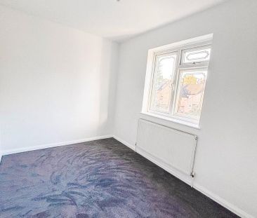 3 bedroom detached house to rent - Photo 2