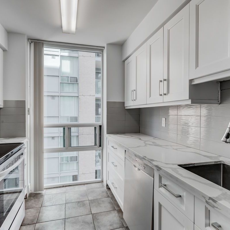 For Lease - 9 Michael Power Place Unit# 704, Toronto, Ontario - Photo 1