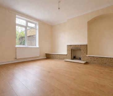 4 Bed Semi-Detached House, Westway, W12 - Photo 1