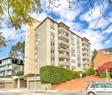Sun-Drenched Apartment in the Heart of Double Bay - Photo 5
