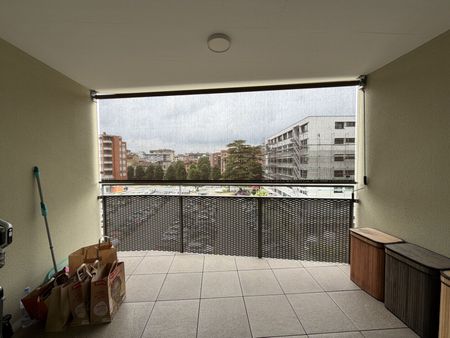 MODERN 2.5-ROOM APARTMENT WITH TERRACE IN CENTRAL LOCATION - Photo 3