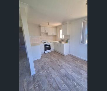 3 Bedroom Home in Cul-de-Sac! - Photo 2