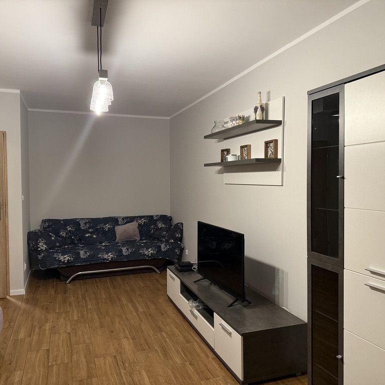 Stare Miasto ustawna kawalerka 44 m2 ,piwnica ! - Photo 1