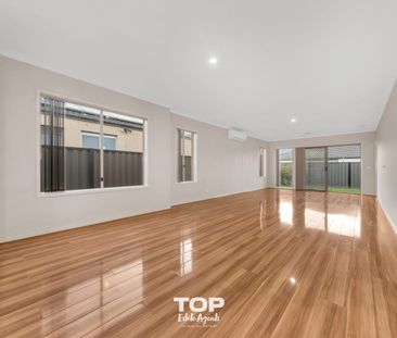 Convenience Meets Comfort in Selandra Rise Estate!! - Photo 3