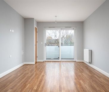 Swan Road, West Drayton, Middlesex, UB7 - Photo 2