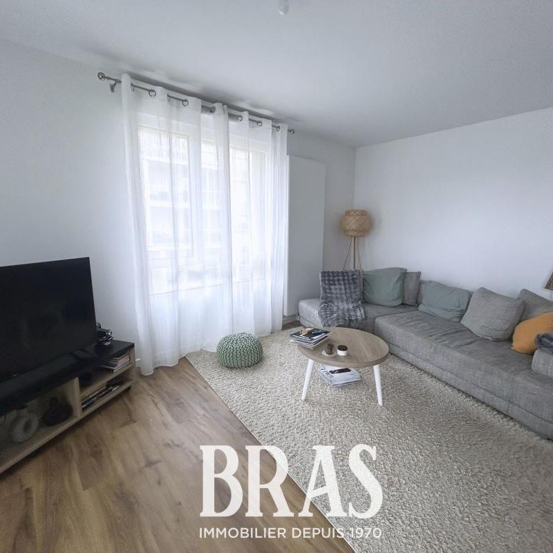 Location Appartement 2 pièces Meublé 54m² VANNES 56000 - Photo 1