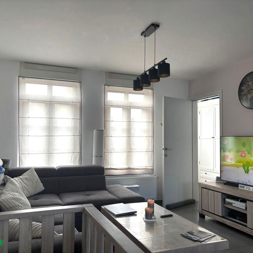 Lichtrijke woning met 3 slaapkamers en tuin gelegen te Zoerle-Parwijs. - Foto 1