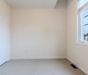 For Lease - 83 Great Falls Boulevard, Hamilton, Ontario - Photo 6