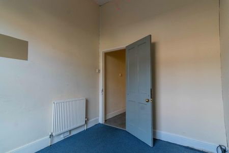 Flat 1 , 23 Park Street - Photo 2
