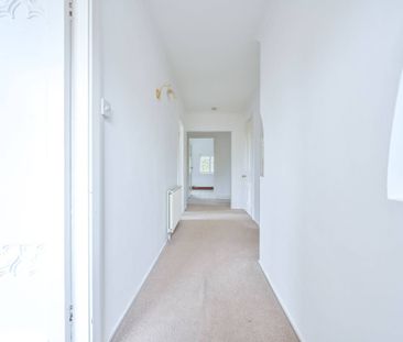 Ockford Road, Godalming, GU7 - Photo 5