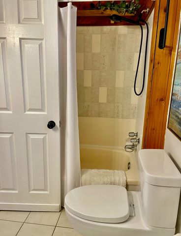 For Lease - 244 Hugel Avenue, Midland, Ontario - Photo 5