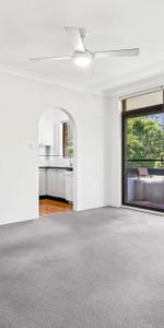 Two Bedroom Apartment with Balcony & Internal Laundry - Photo 4