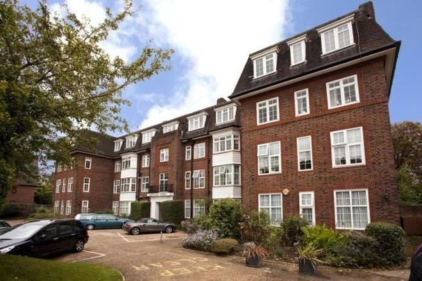 Room in a Shared Flat, Rutland Court, SE5 - Photo 1