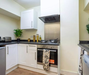 Bronze Non Ensuite – Large - Photo 6