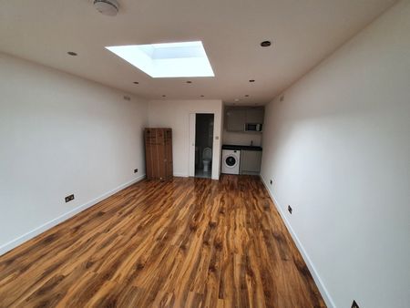 Studio Flat, Watford Way, NW4 - Photo 3
