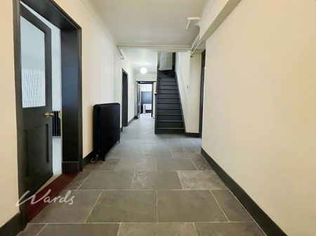 2 bedroom ground floor flat to rent - Photo 5