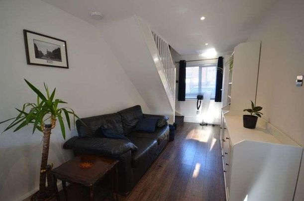 Stanley Road, Bournemouth, BH1 - Photo 1