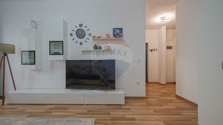 Comision 0%! Garsoniera + loc de parcare, Sanpetru Residence - Fotografie 2