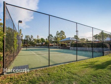 “Modern Apartment in excellent location” - Photo 4