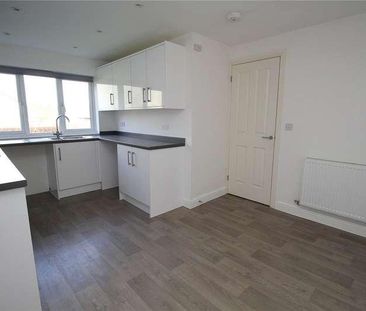 St. Lucia Park, Bordon, Hampshire, GU35 - Photo 6