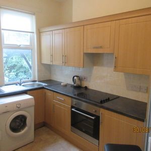 Unit 2, 14 EGLANTINE AVENUE, Belfast, BT9 6DX - Photo 2