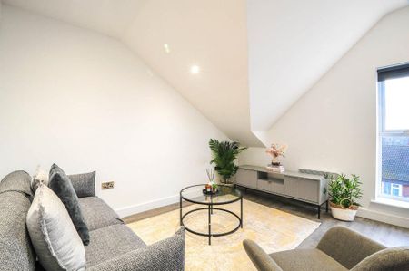 3 bedroom apartment to rent - Photo 3
