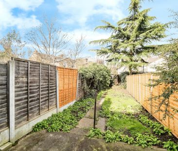 2 bedroom terraced house to rent - Photo 3