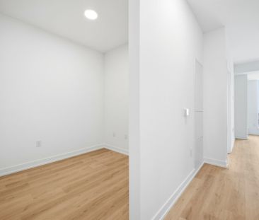For Lease - 395 Square One Drive Unit# 3802, Mississauga, Ontario - Photo 3