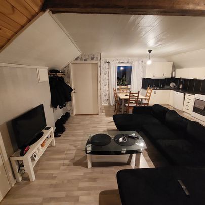 Södra Nissastigen, Smålandsstenar - Foto 1