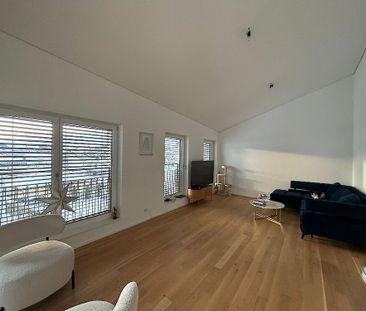 Moderne 4.5-Zimmerwohnung Attika im Herzen von Plaffeien - Photo 1