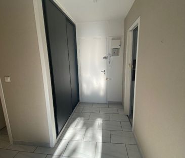 Location Appartement 4 pièces 80m² ANGOULEME 16000 - Photo 5
