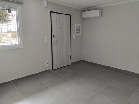 Studio/Γκαρσονιέρα για ενοικίαση Υψηλά Αλώνια (Πάτρα) - Photo 3