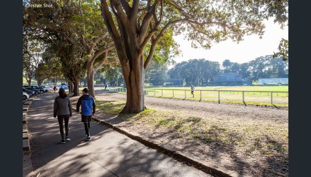 Furnished One Bedroom Apartment Located in the Heart of Kensington - Photo 1