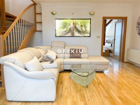 Pronájem luxusního bytu 5+kk o ploše 296 m - Fotografie 2