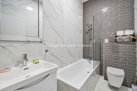 Belsize Crescent, Belsize Park, London, NW3 - Photo 4