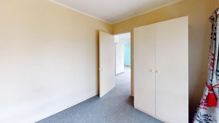 Paraparaumu - 2 Bedrooms - Photo 3