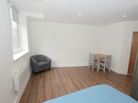 Studio flat to rent on - Photo 4