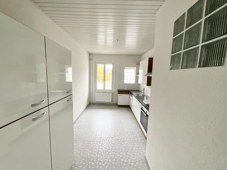 Appartement de 3.5 pièces avec balcon et cheminée - Foto 5