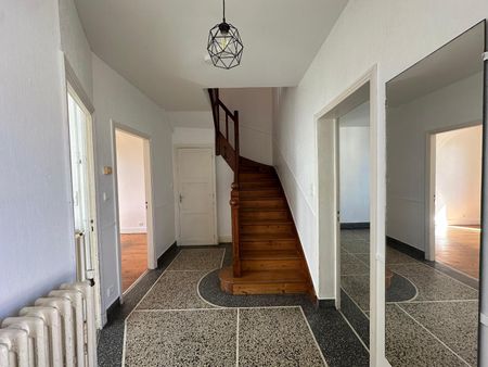 Location Maison 4 pièces 89m² CHAMALIERES 63400 - Photo 5