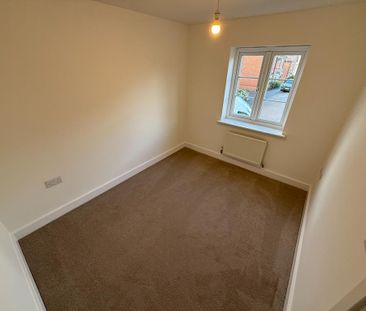 3 bedroom townhouse to rent - Photo 2