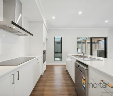 6 Beadman Ct, Medina, WA 6167 - Photo 1