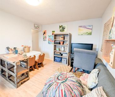 Immeuble - 122 De Carillon 3 ½ à Louer – Sherbrooke Ouest - Photo 1