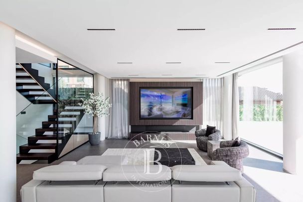 Tout savoir sur cette maison Barcelona - Photo 1