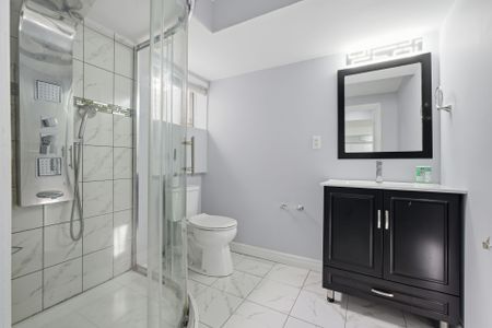 For Lease - 3 Radwell Crescent, Toronto, Ontario - Photo 2