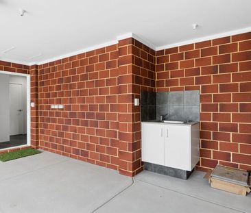 Brand-New Rental Home in Yanchep - Photo 1