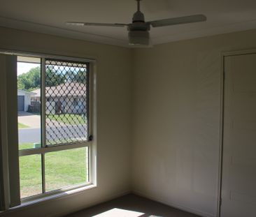 Large 3 Brm Unit - Photo 5