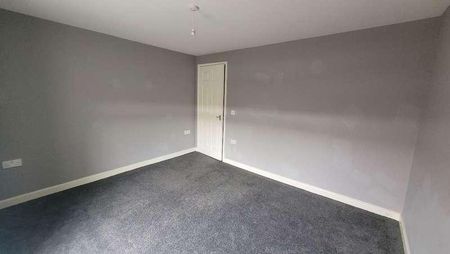 Alexandra Terrace, NP22 - Photo 4